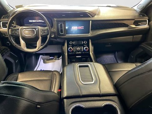 Used 2022 GMC Yukon Denali image 11