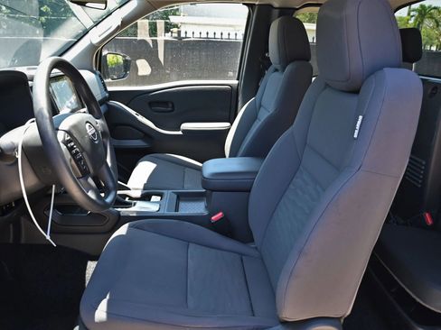 Used 2024 Nissan Frontier S RWD image 13