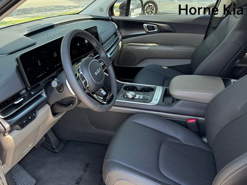 New 2026 Kia Carnival LXS image 10