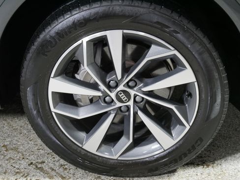 Used 2022 Audi Q5 2.0T Premium Plus AWD/4WD image 15