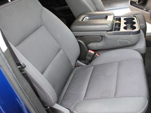 Used 2018 Chevrolet Silverado 1500 LT w/ All Star Edition image 18