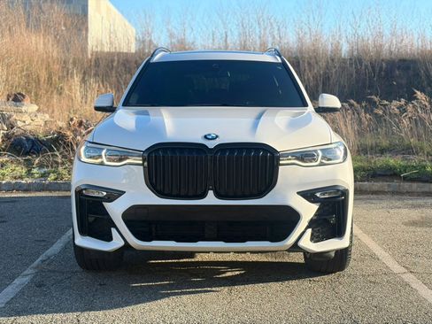 Used 2020 BMW X7 xDrive40i w/ M Sport Package image 3