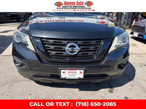 Used 2018 Nissan Pathfinder SL w/ Midnight Edition Package image 30