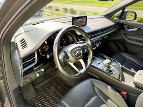 Used 2019 Audi Q7 3.0T Prestige w/ Prestige Package AWD/4WD image 11