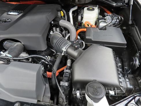 Used 2025 Toyota Tundra Limited AWD/4WD image 31
