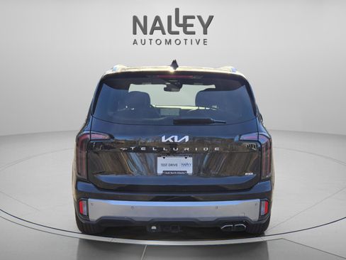 Used 2024 Kia Telluride SX Prestige w/ Towing Package image 4