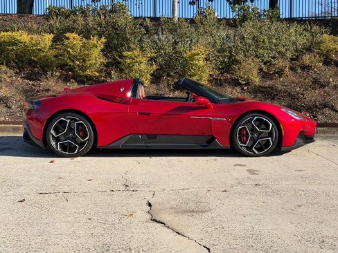 Used 2024 Maserati MC20 Cielo image 3