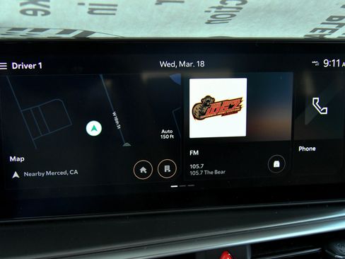 Used 2025 Kia Sorento S w/ Panoramic Sunroof Package image 23