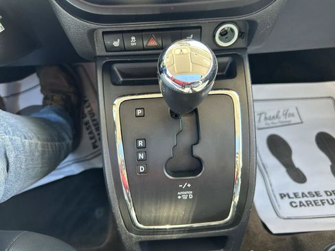 Used 2017 Jeep Patriot 4WD image 27