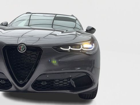 New 2026 Alfa Romeo Stelvio Sprint w/ Convenience Package AWD/4WD image 5