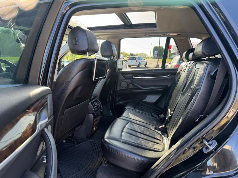 Used 2014 BMW X5 xDrive35i w/ Luxury Line AWD/4WD image 12