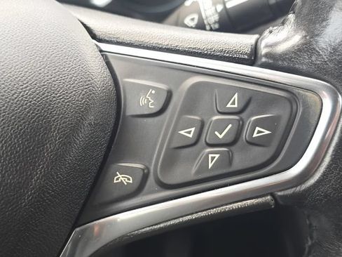 Used 2020 Chevrolet Equinox LT FWD image 36