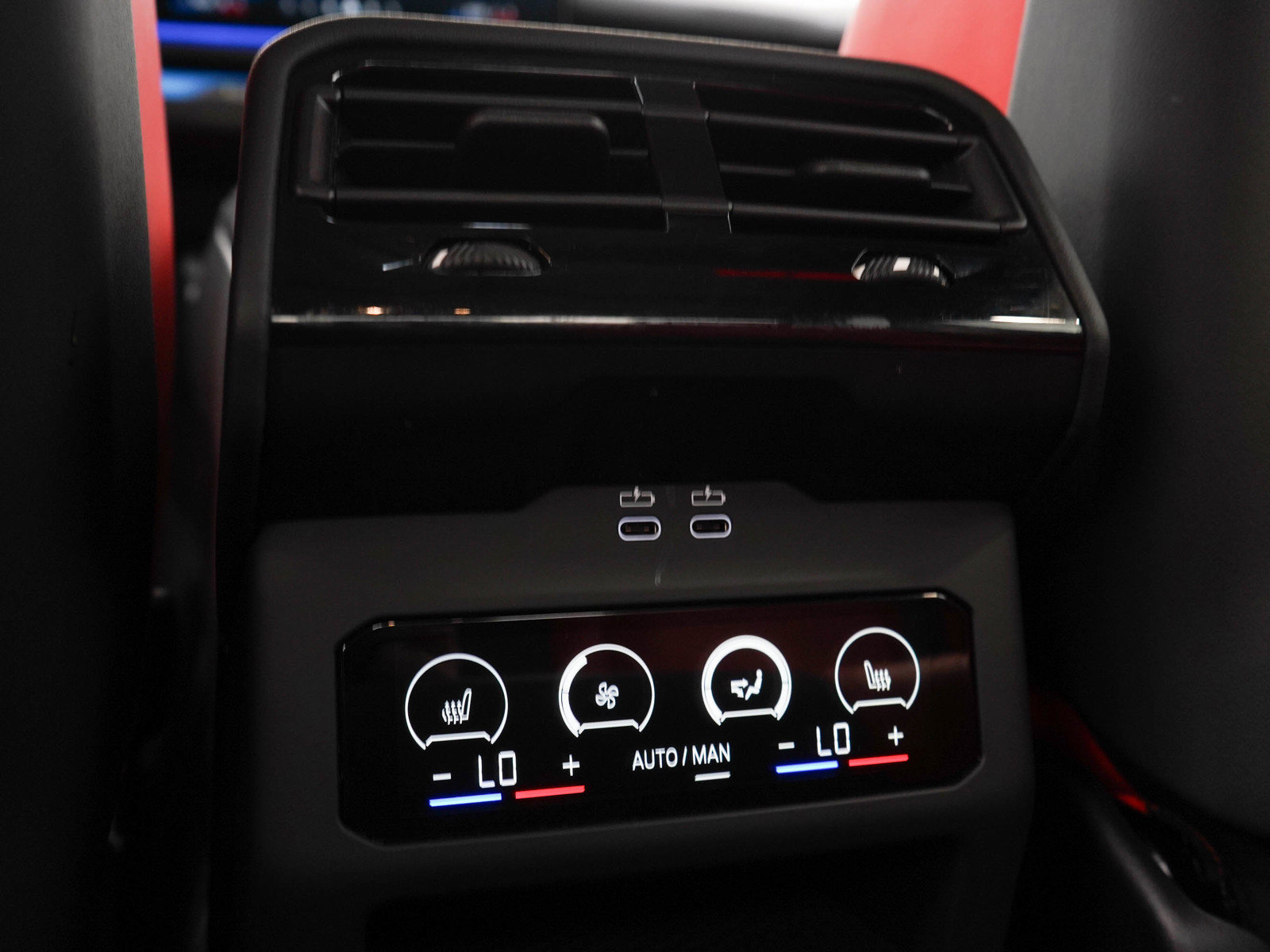 Used 2026 BMW M5 AWD/4WD image 16