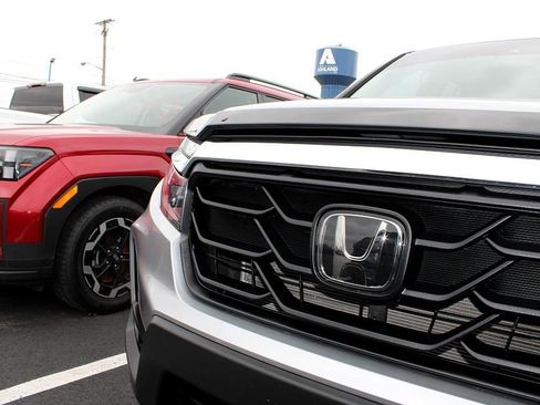 Used 2023 Honda Ridgeline RTL-E image 38