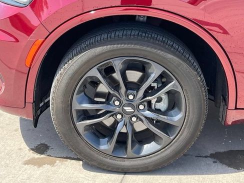 Certified 2025 Dodge Durango GT AWD/4WD image 6