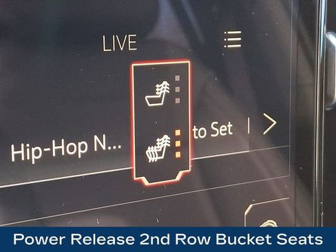 Used 2025 GMC Yukon Denali w/ Sun & Power Step Package image 29