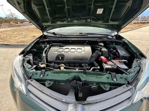 Used 2016 Toyota Corolla LE image 28