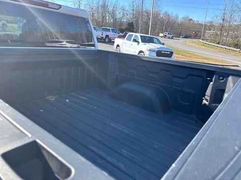 Certified 2025 Chevrolet Silverado 1500 Custom image 13