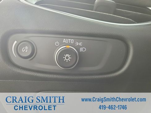 Used 2018 Chevrolet Malibu LT FWD image 20