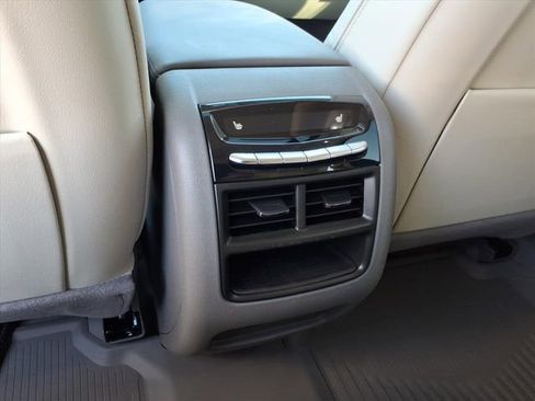 New 2026 Cadillac XT5 Premium Luxury image 16