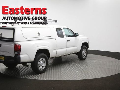 Used 2020 Toyota Tacoma SR RWD image 38