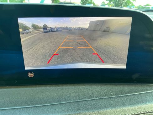 Used 2024 Cadillac XT4 Premium Luxury AWD/4WD image 19