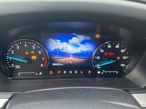 Used 2022 Ford Explorer XLT w/ Equipment Group 202A image 23