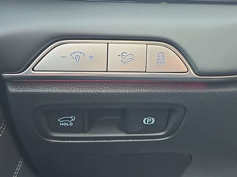 Used 2025 Genesis GV80 2.5T Prestige AWD/4WD image 19