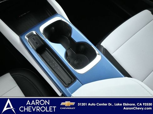 New 2026 Chevrolet Equinox EV LT image 25