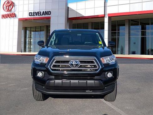 Used 2023 Toyota Tacoma SR5 w/ SR5 Appearance Package image 3