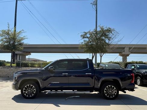 Used 2023 Toyota Tundra Limited image 5