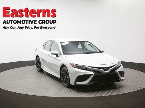 Used 2024 Toyota Camry SE image 51
