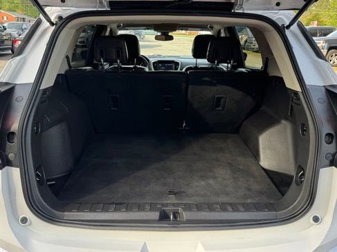 Used 2020 GMC Terrain SLT image 13