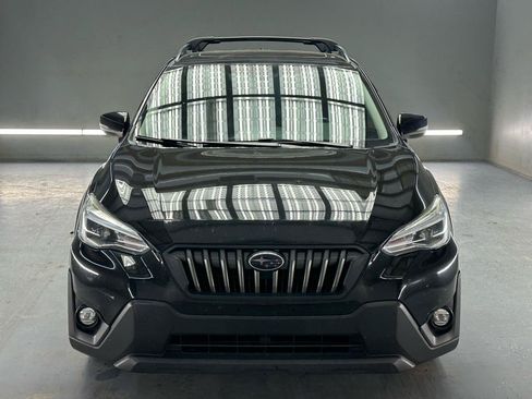 Used 2021 Subaru Crosstrek 2.5i Limited w/ Moonroof Package 2 AWD/4WD image 2