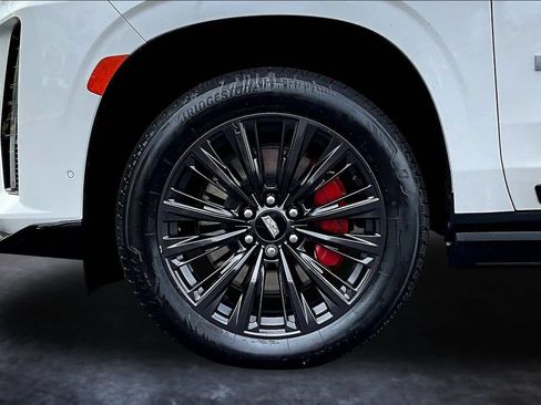 Used 2023 Cadillac Escalade V w/ LPO, ONYX Package AWD/4WD image 35