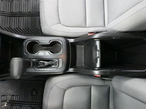 Used 2019 Chevrolet Colorado W/T w/ Custom Special Edition image 34