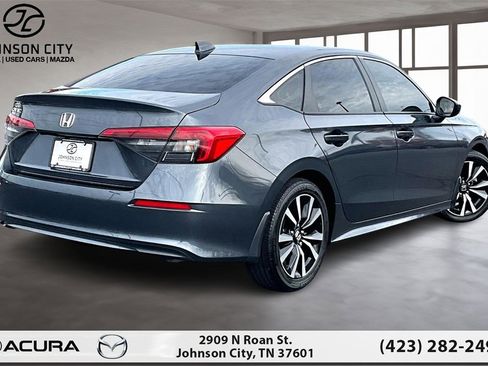 Used 2024 Honda Civic EX image 2