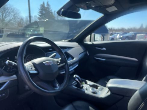 Certified 2023 Cadillac XT4 Premium Luxury w/ Technology Package image 5