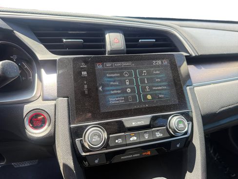 Used 2016 Honda Civic Touring image 12