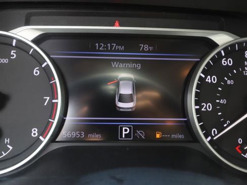 Used 2024 Nissan Sentra SV FWD image 18