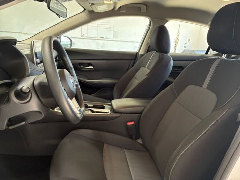 Used 2025 Nissan Sentra SV image 24