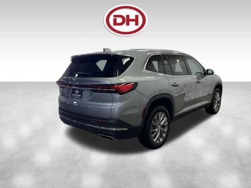Used 2025 Buick Enclave Preferred AWD/4WD image 12