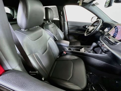 Used 2022 Jeep Compass Limited image 25