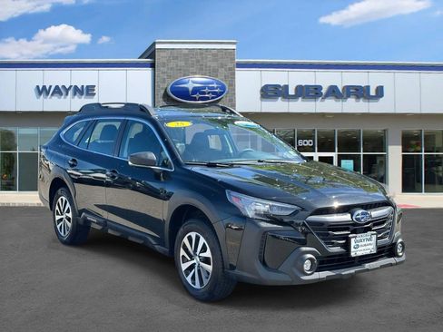 Certified 2025 Subaru Outback AWD/4WD image 1