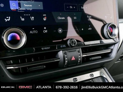 Used 2024 Lexus GX 550 w/ Accessory Package (2T) AWD/4WD image 15