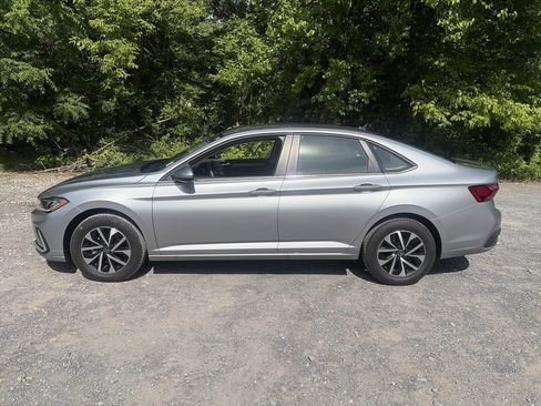 Used 2025 Volkswagen Jetta S FWD image 8