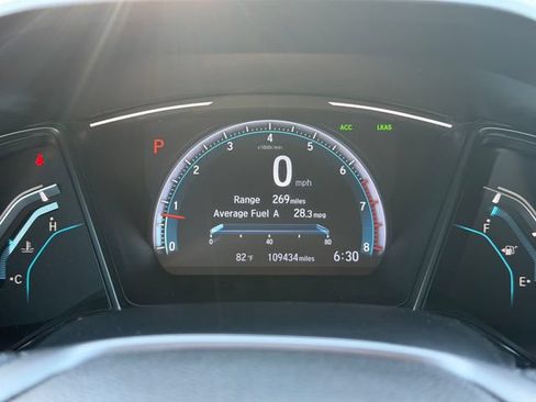 Used 2019 Honda Civic EX image 11