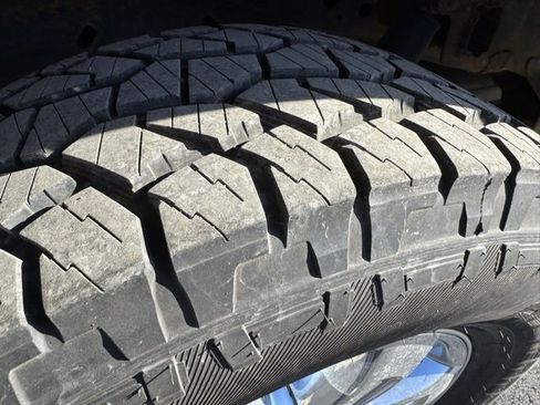 Used 2013 Ford F150 XLT w/ Luxury Equipment Group image 35