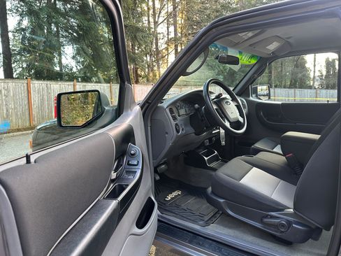 Used 2011 Ford Ranger XLT image 20