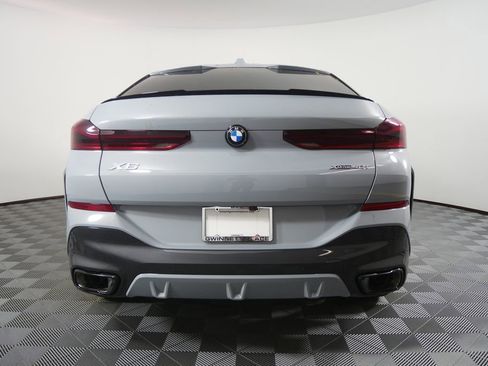 New 2027 BMW X6 xDrive40i w/ Climate Comfort Package AWD/4WD image 4